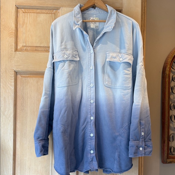 aerie Tops - Aerie Offline Ombre Blue Casual Button Down Shirt Jacket Size XXL